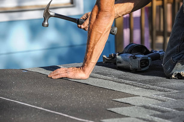 Reliable Emergency Roof Repair contractor in Oakland, MO by Ben Roofing and Steel LLC